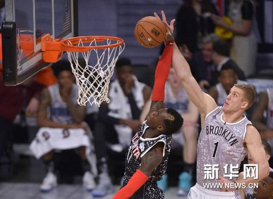 的表现相对 的表现相对