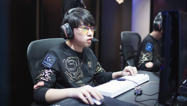 从战术布局 从战术布局