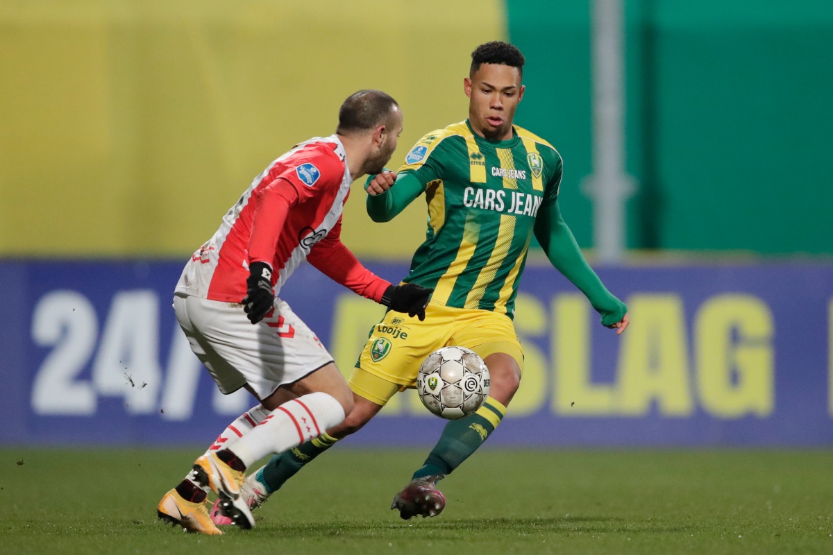 以敏锐的战 以敏锐的战