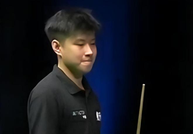 讨论圈中 讨论圈中