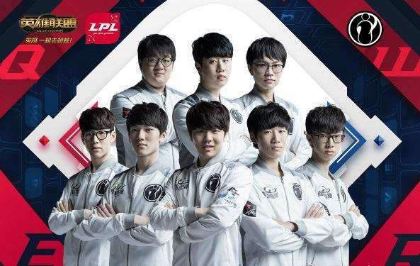 现出卓越的 现出卓越的