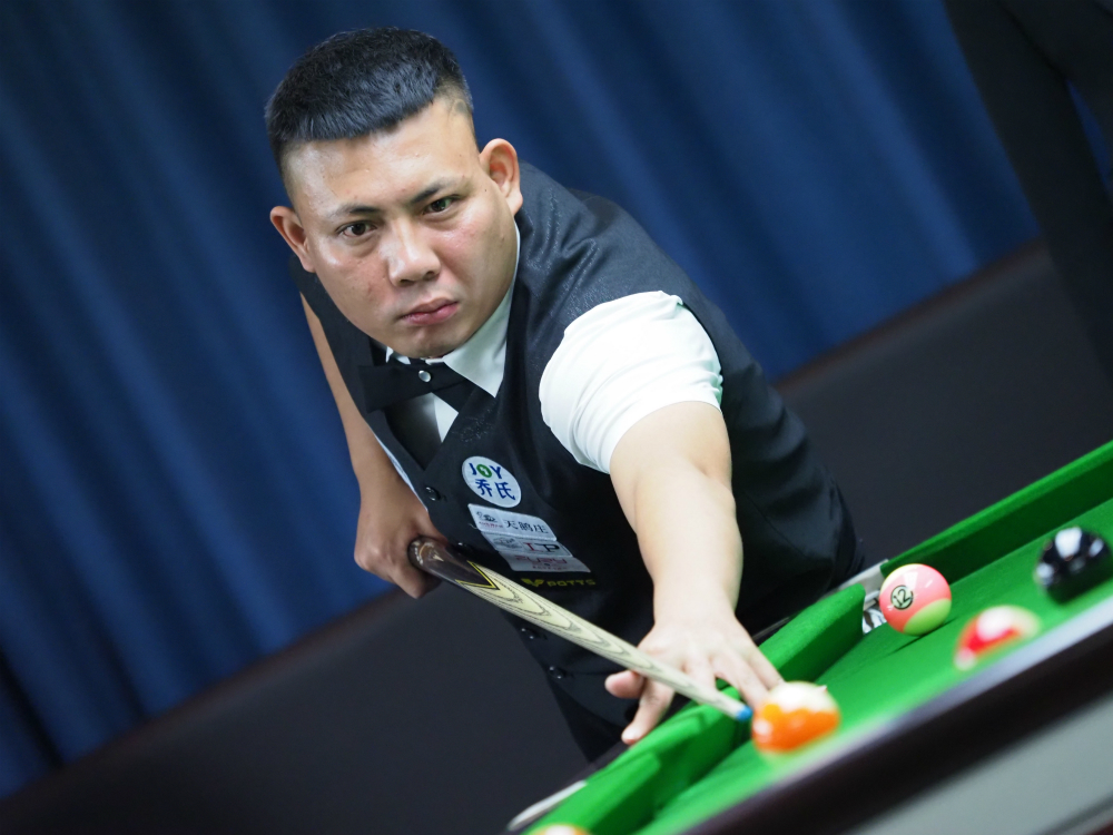 中国男乒以 中国男乒以