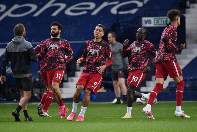 的是他女友 的是他女友