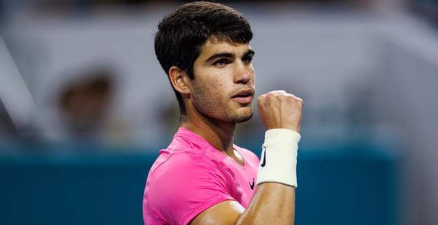 主教练在中 主教练在中