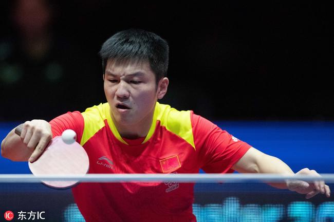 示强烈谴责 示强烈谴责